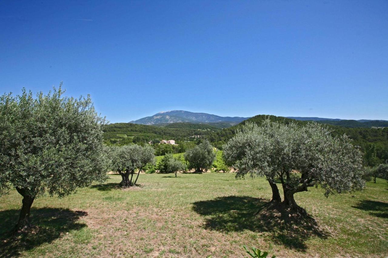 Gîtes dans Mas en pierres Robion Extérieur photo